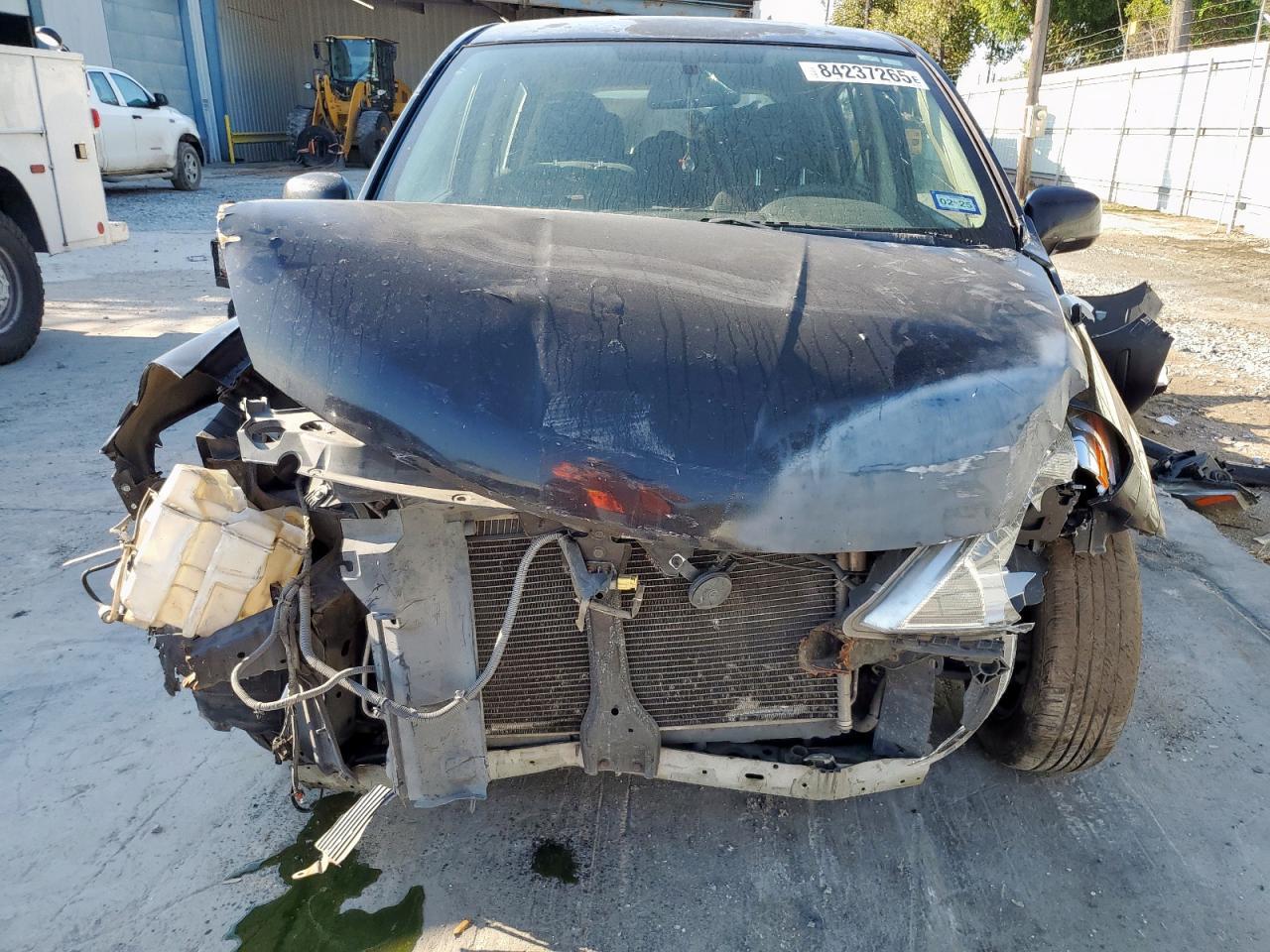 2012 Nissan Versa S - Фото 5