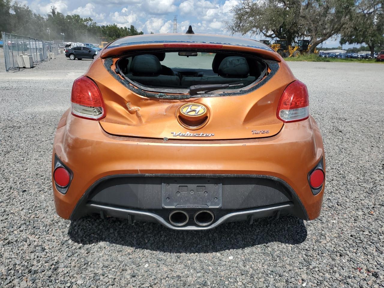 2013 Hyundai Veloster Turbo - Фото 6