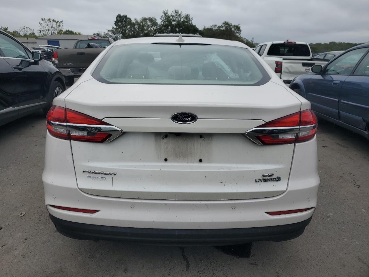 2019 Ford Fusion Se - Image 6