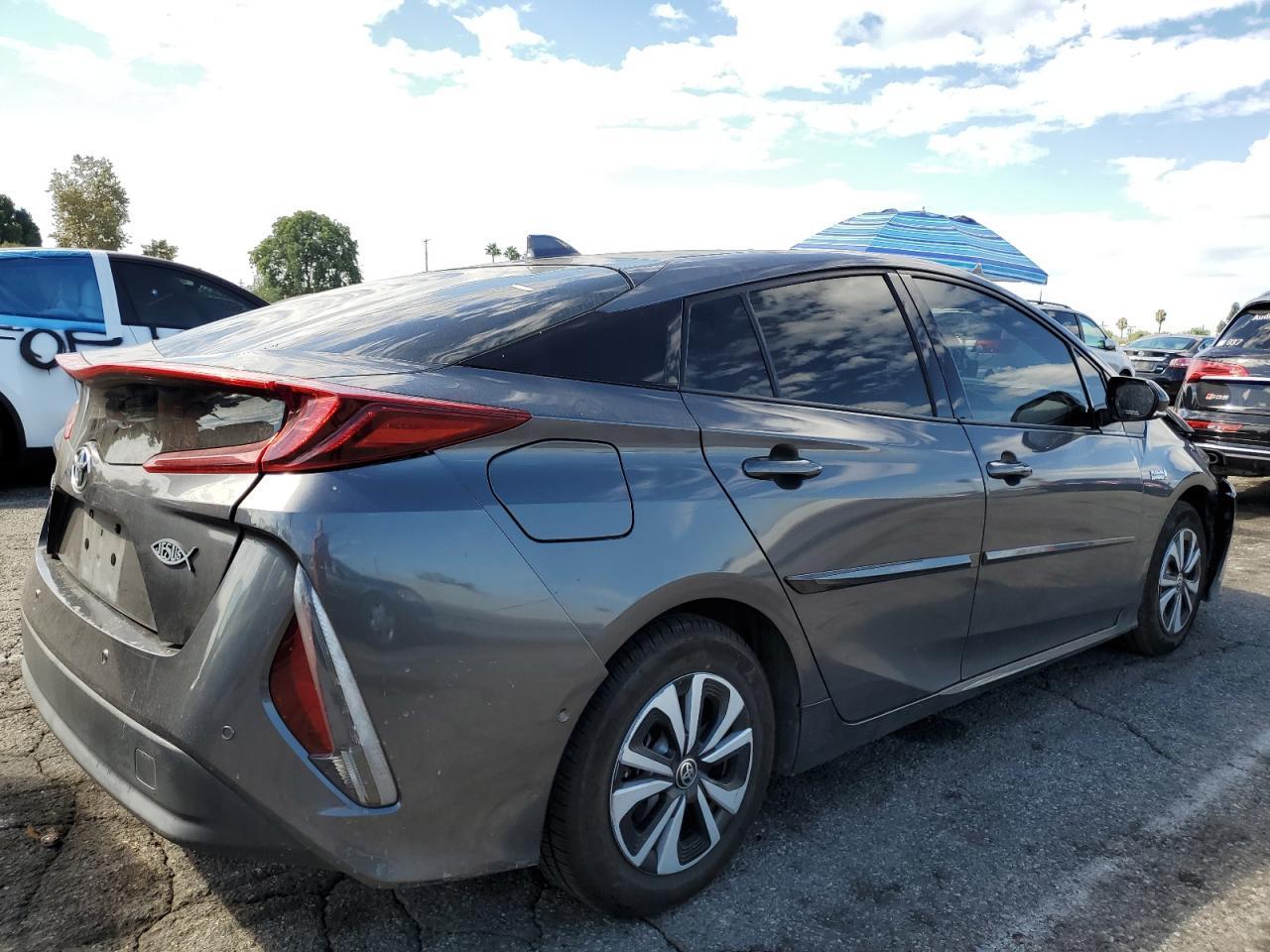 2018 Toyota Prius Prime - Фото 3