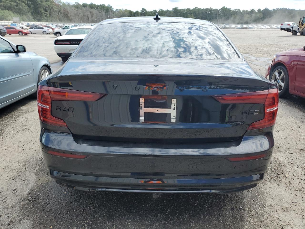 2024 Volvo S60 Plus - Image 6
