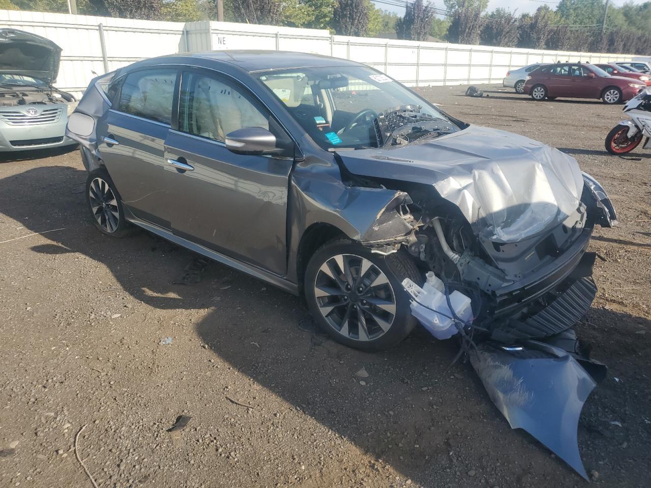 2017 Nissan Sentra S - Фото 4