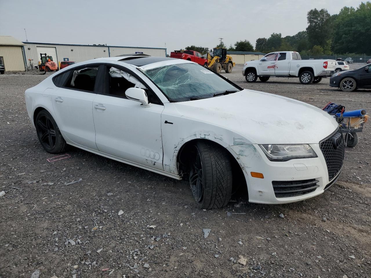 2013 Audi A7 Premium Plus - Image 4