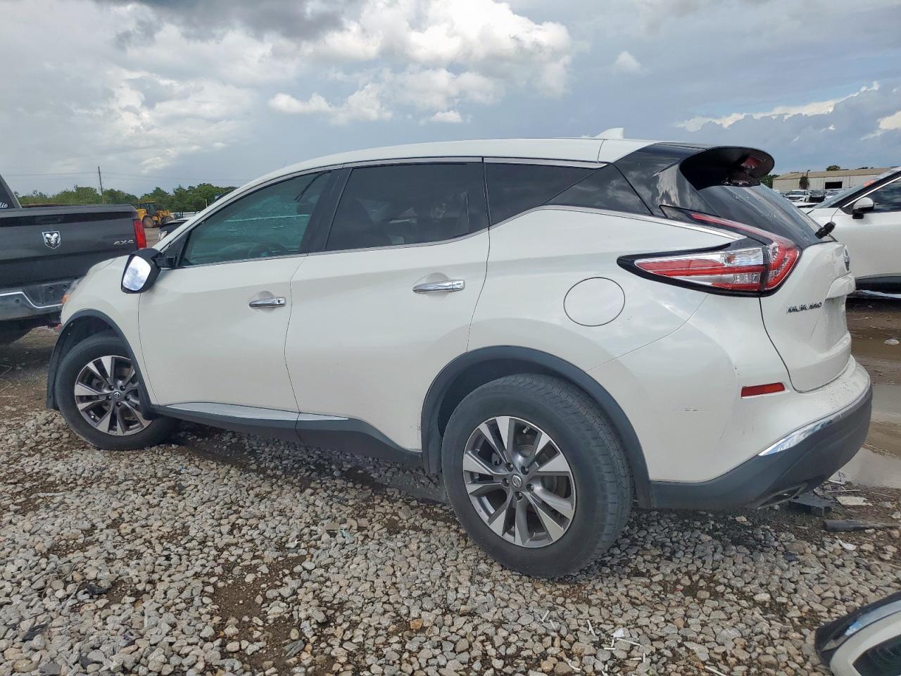 2017 Nissan Murano S - Фото 2