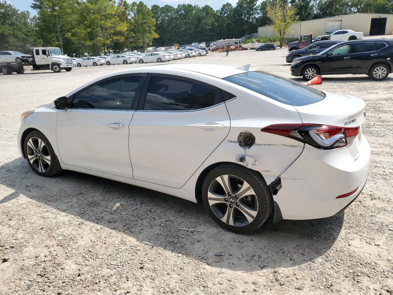 2015 Hyundai Elantra Se - Фото 2