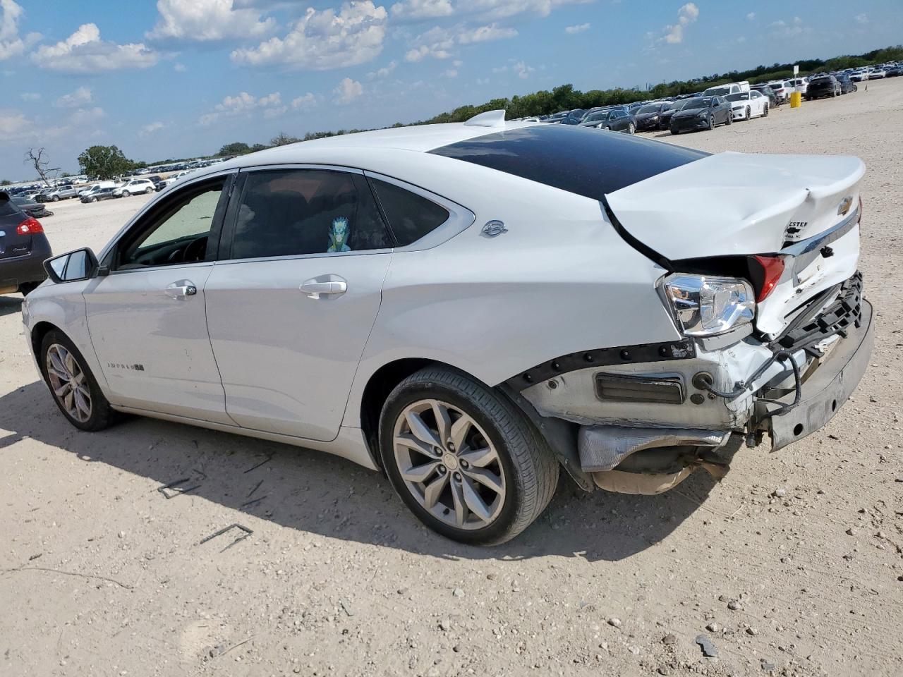 2016 Chevrolet Impala Lt - Image 2