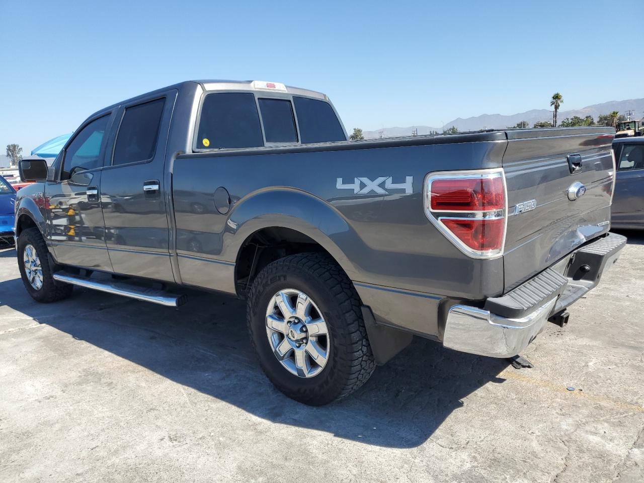 2013 Ford F150 Supercrew - Фото 2