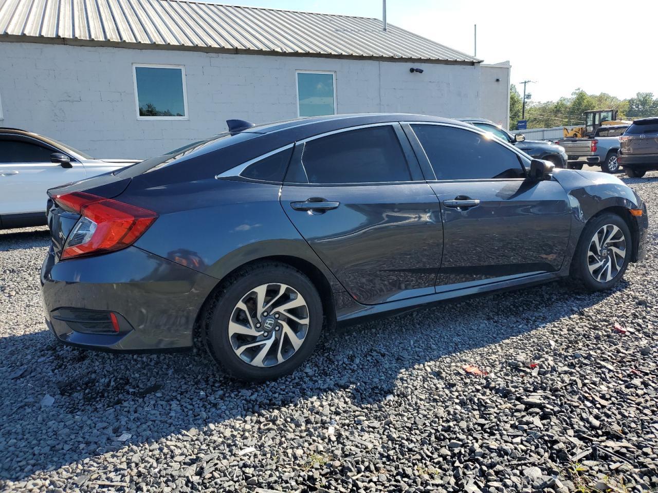 2017 Honda Civic Ex - Фото 3