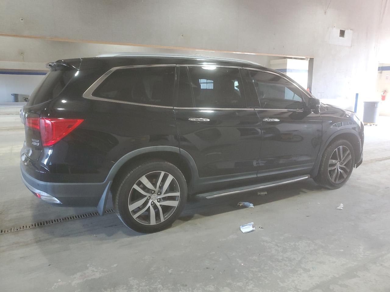 2017 Honda Pilot Touring - Фото 3