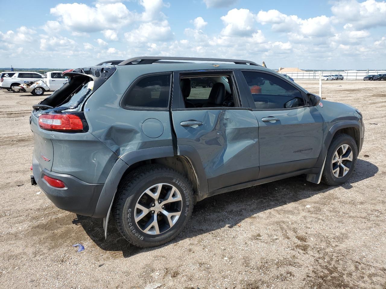 2015 Jeep Cherokee Trailhawk - Фото 3