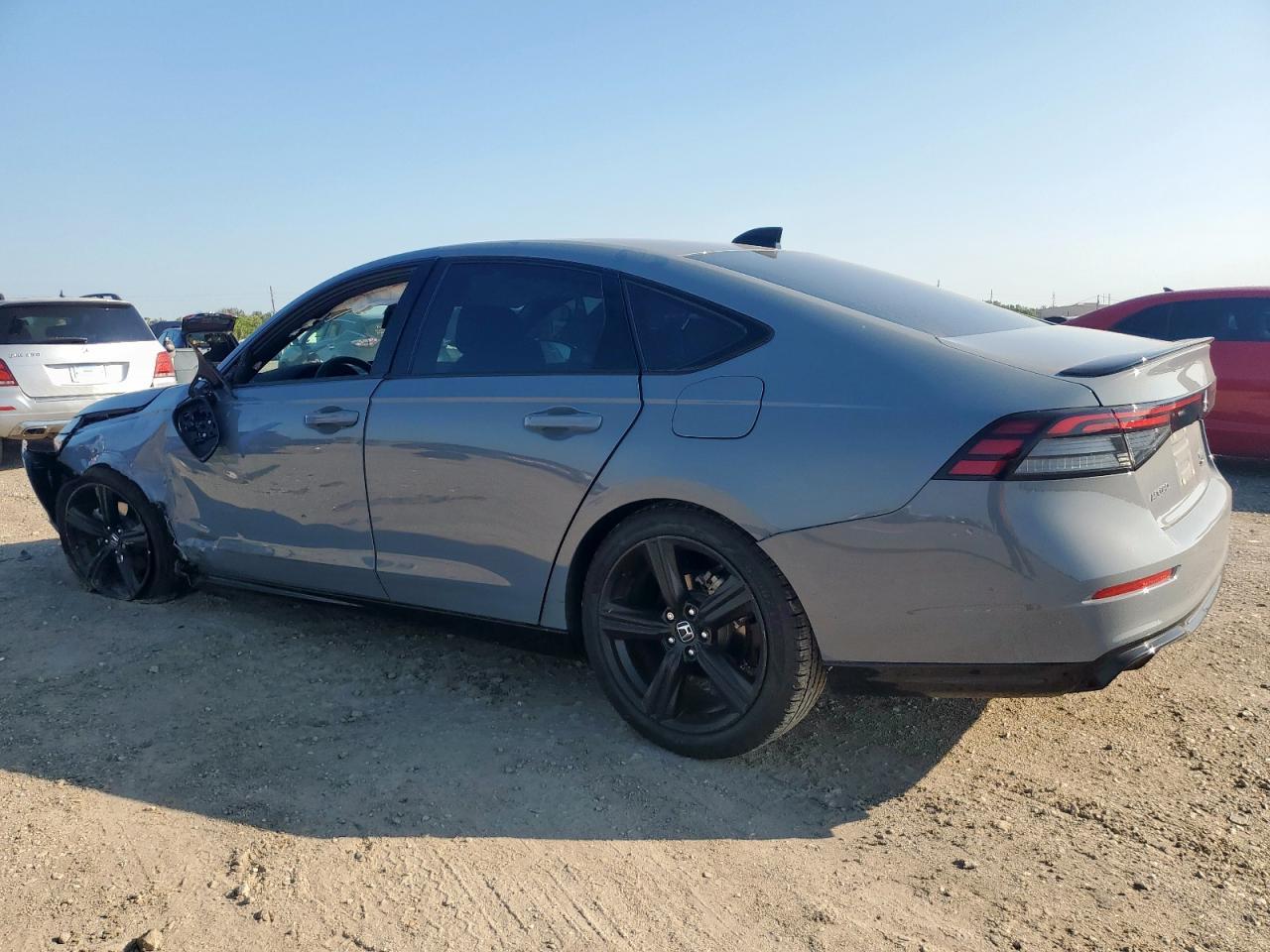 2023 Honda Accord Hybrid Sport-L - Фото 2