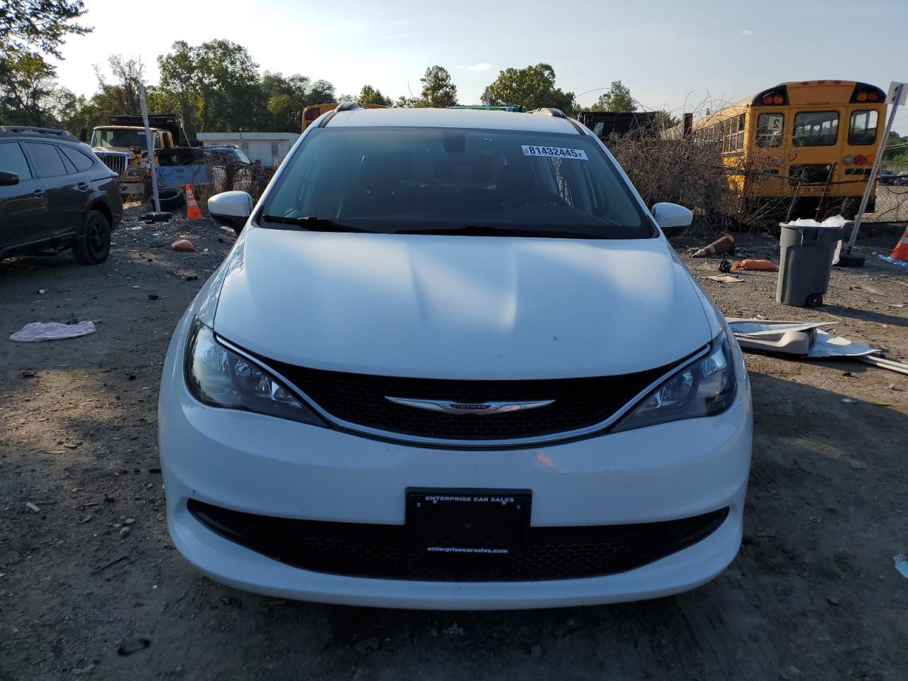 2021 Chrysler Voyager Lxi - Фото 5