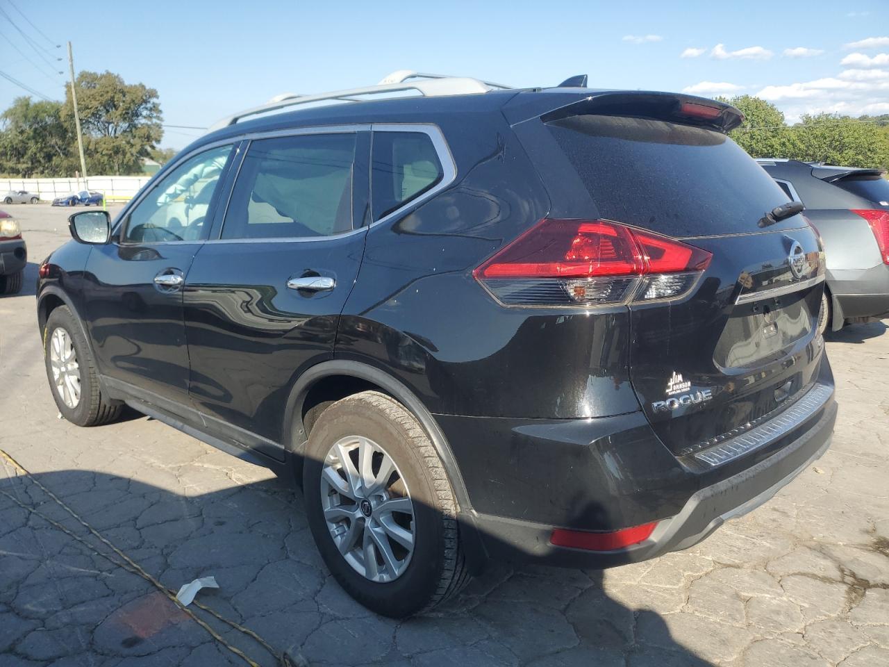 2019 Nissan Rogue S - Фото 2