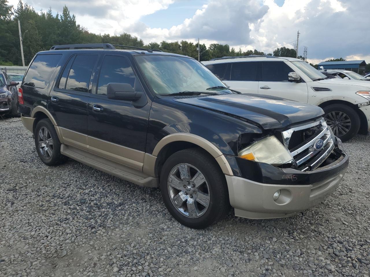 2011 Ford Expedition Xlt - Фото 4