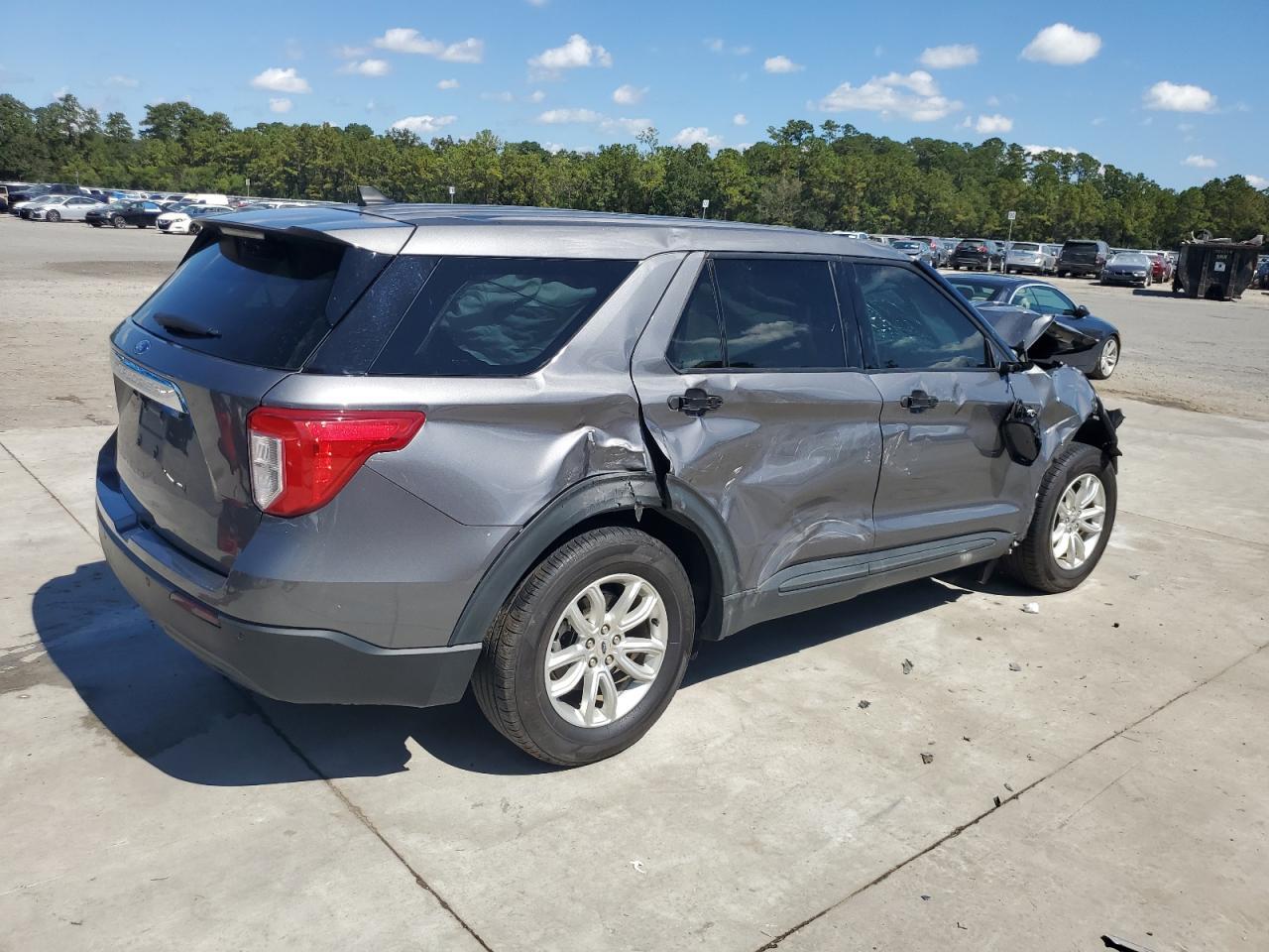 2021 Ford Explorer - Image 3