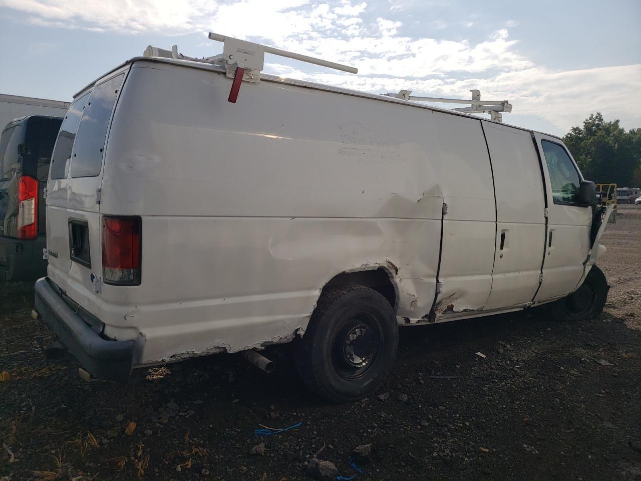 2006 Ford Econoline E250 Van - Фото 3