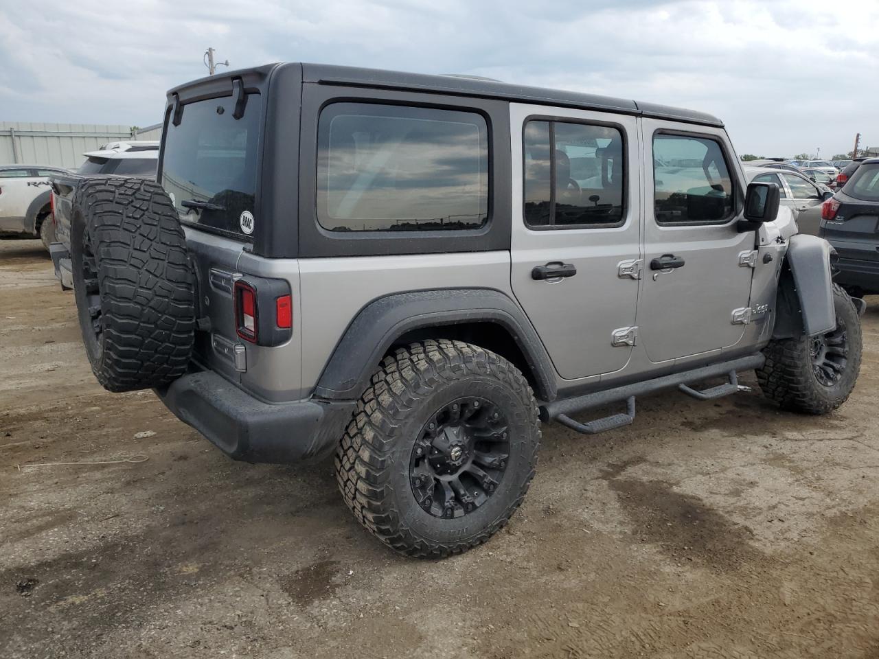 2018 Jeep Wrangler Unlimited Sport - Фото 3
