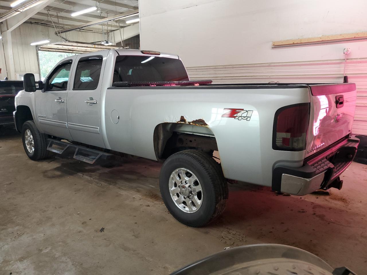 2014 Chevrolet Silverado K2500 Heavy Duty Lt - Image 2