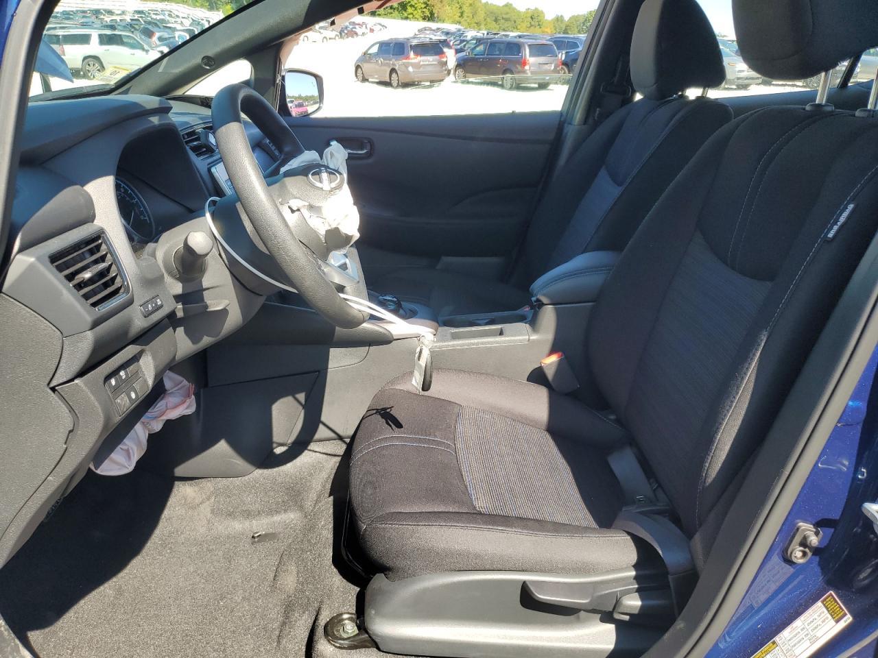 2025 Nissan Leaf S - Фото 7