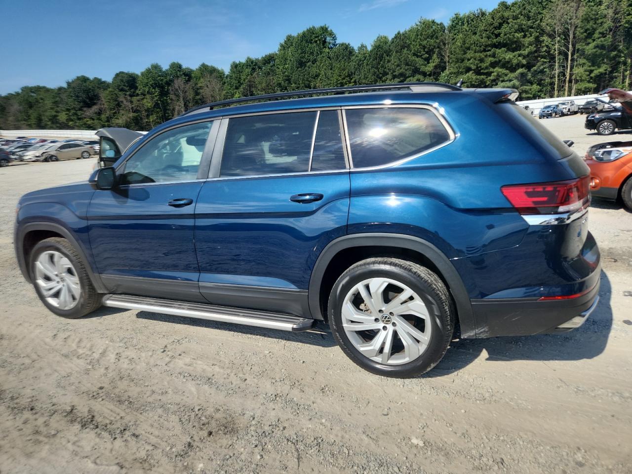 2021 Volkswagen Atlas Se - Фото 2