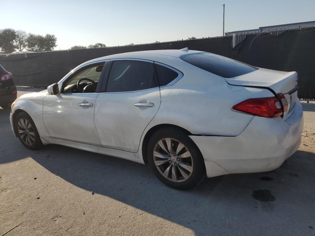 2012 Infiniti M37 - Image 2