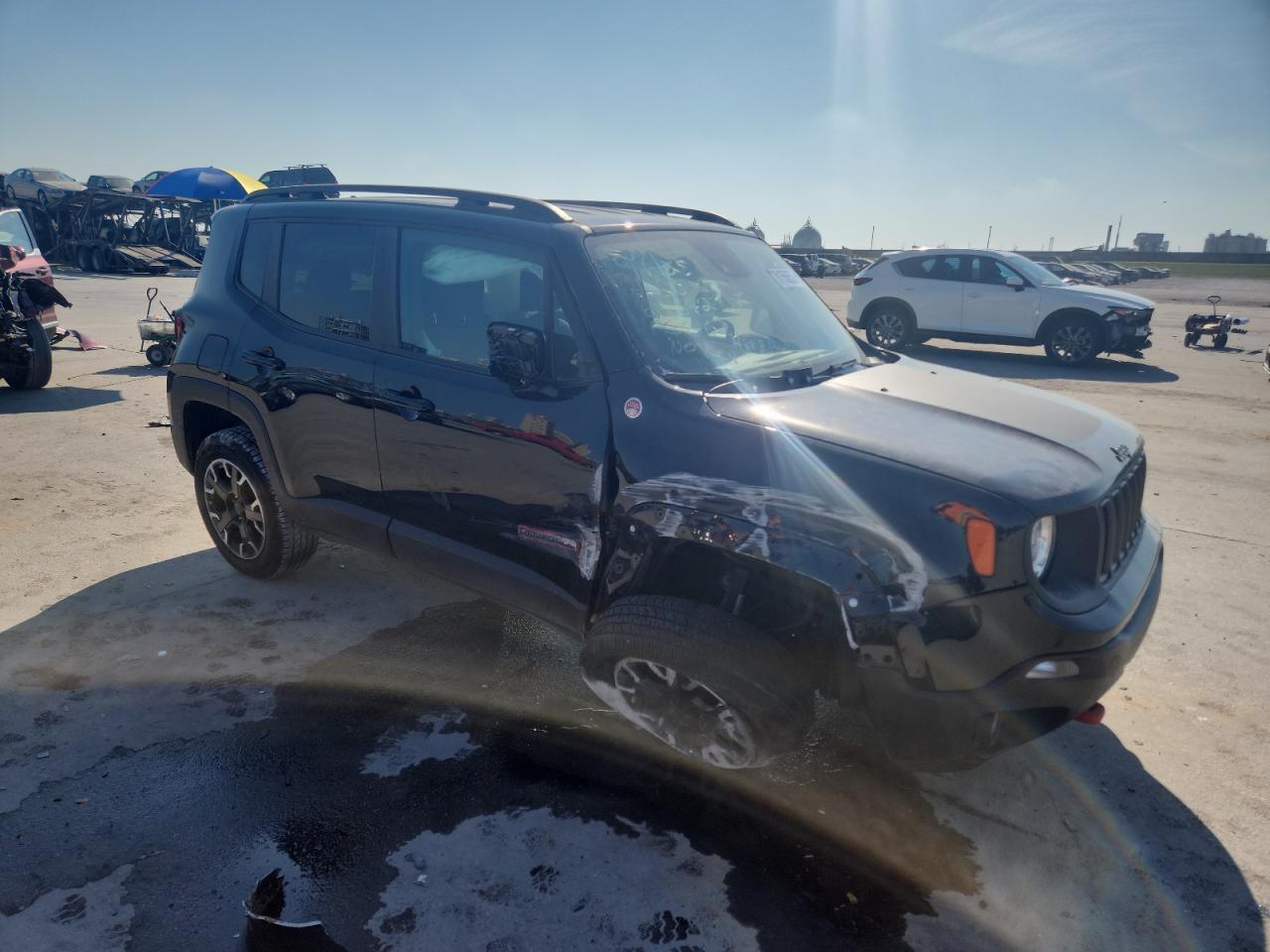 2023 Jeep Renegade Trailhawk - Фото 4
