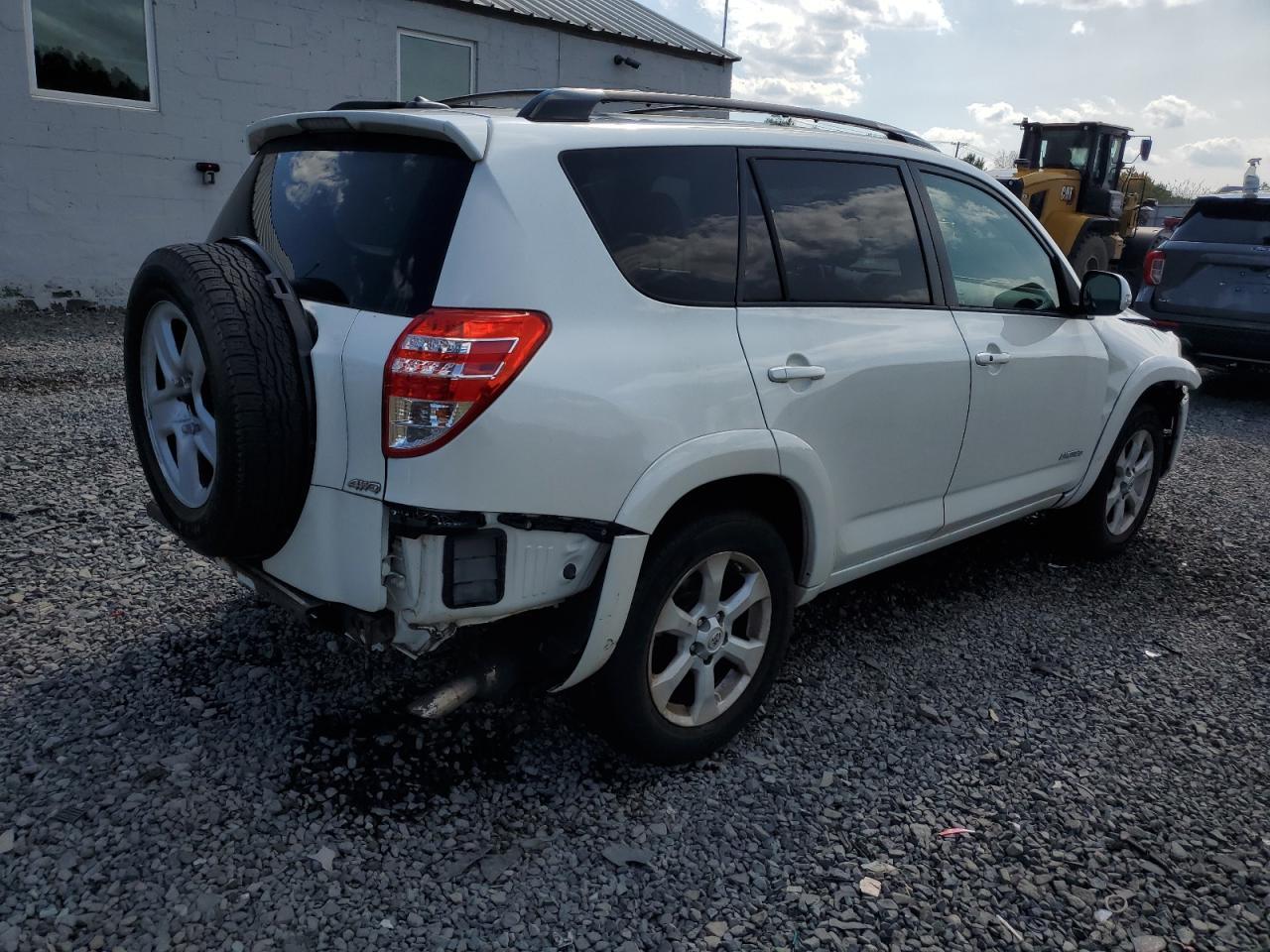 2011 Toyota Rav4 Limited - Image 3
