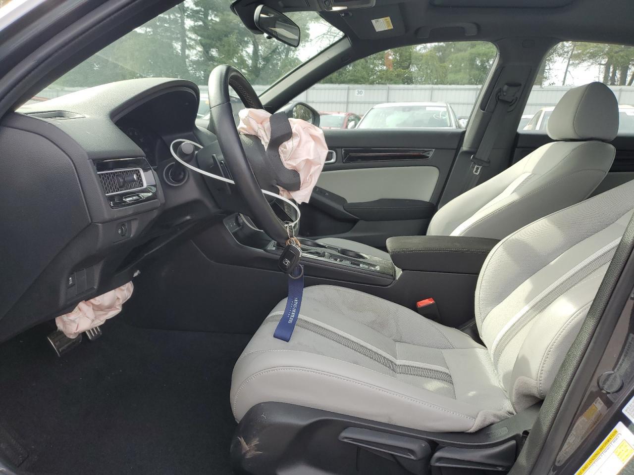 2025 Honda Civic Sport - Image 7