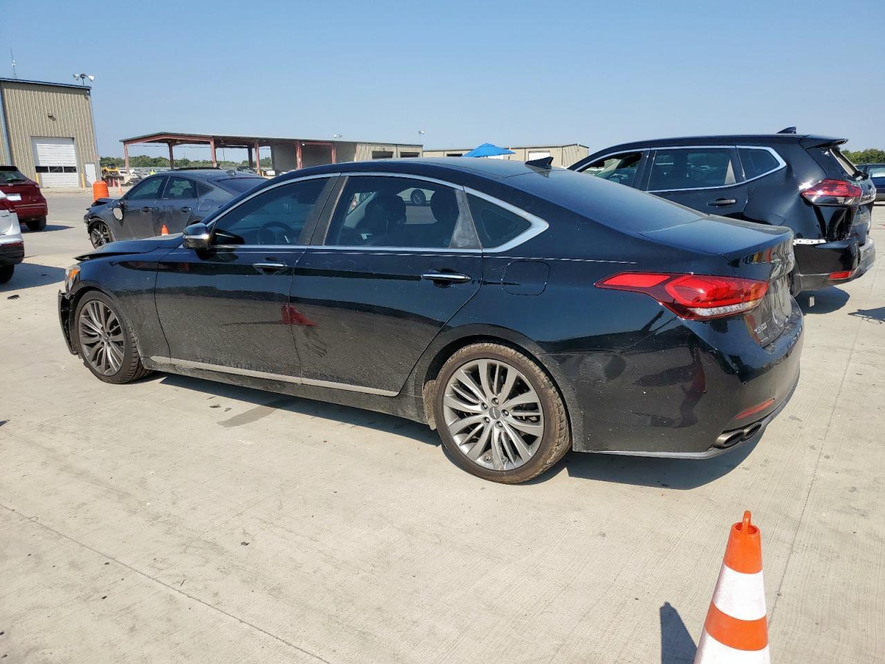 2015 Hyundai Genesis 5.0L - Фото 2