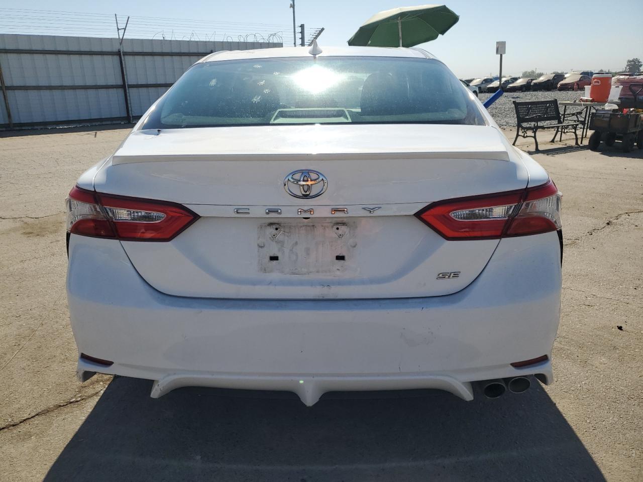 2019 Toyota Camry L - Фото 6
