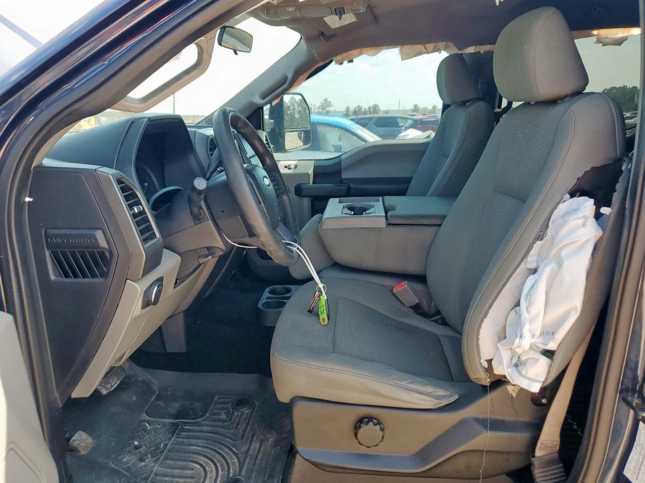 2019 Ford F250 Super Duty - Фото 7