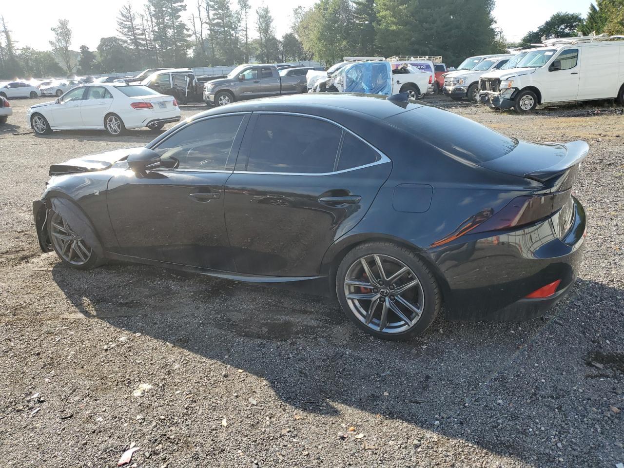 2019 Lexus Is 300 - Фото 2