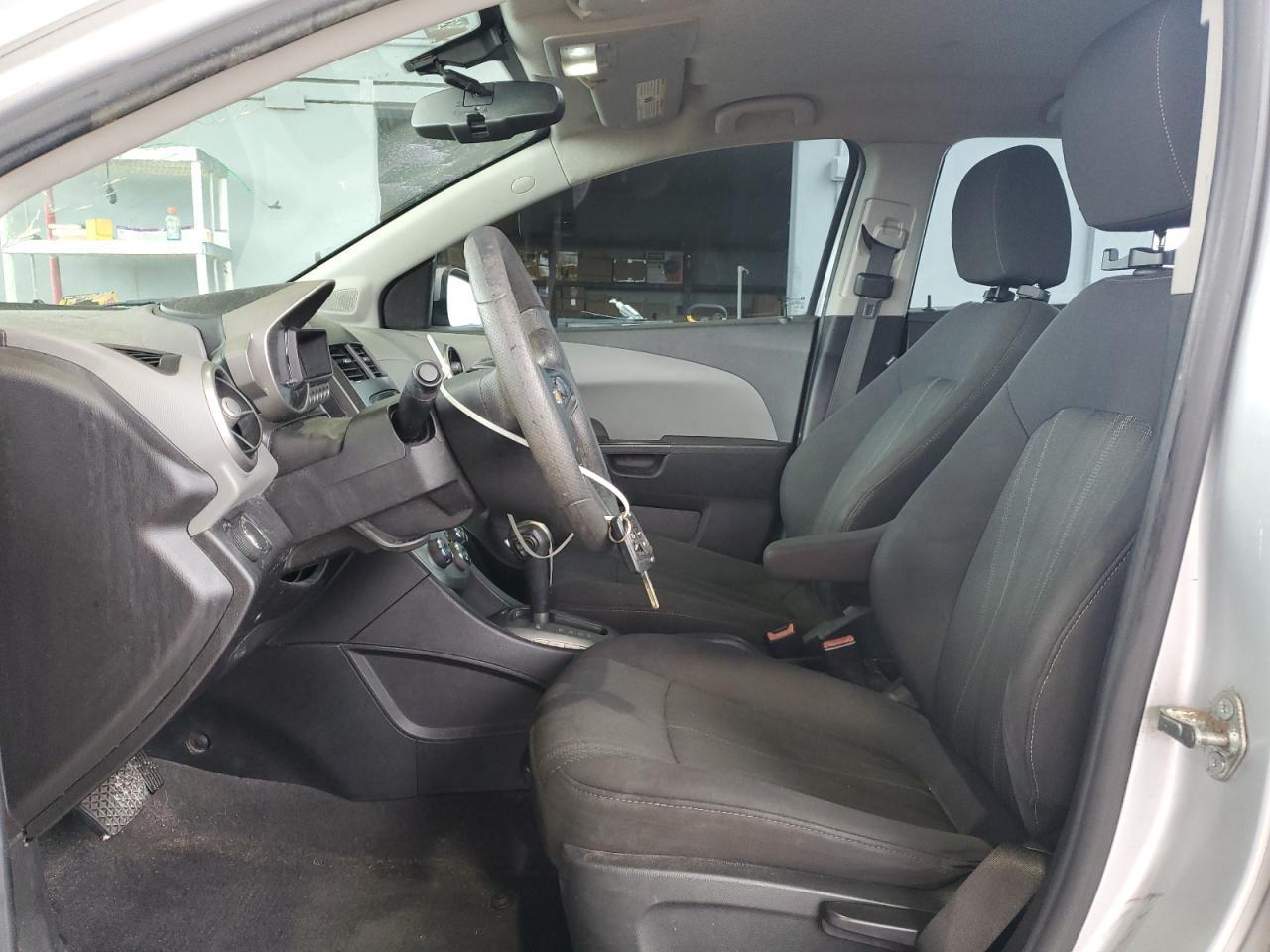 2014 Chevrolet Sonic Lt - Фото 7