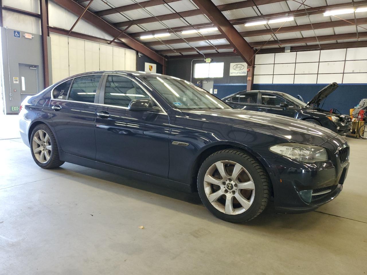 2013 BMW 550 Xi - Фото 4
