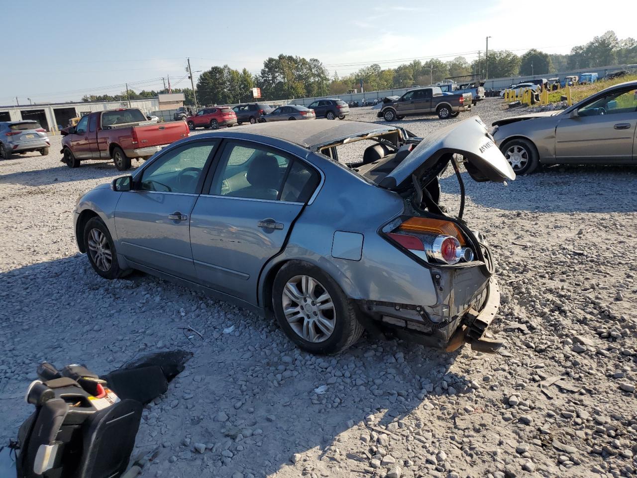 2012 Nissan Altima Base - Image 2