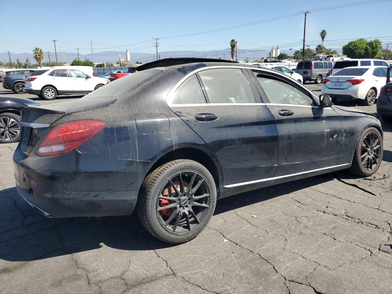 2016 Mercedes-Benz C 300 - Фото 3