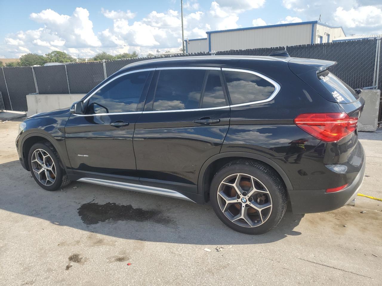 2016 BMW X1 xDrive28I - Фото 2