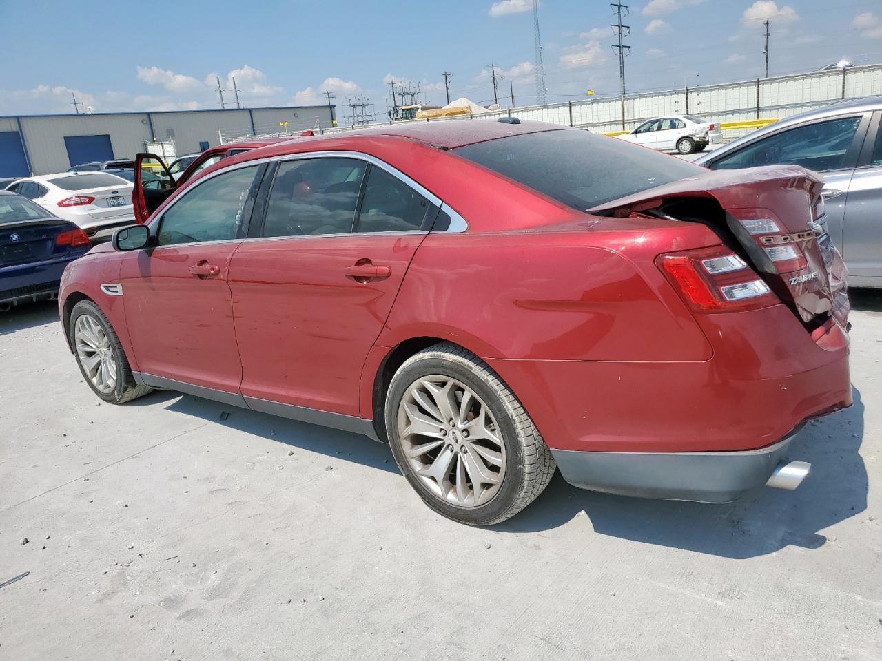 2015 Ford Taurus Limited - Фото 2