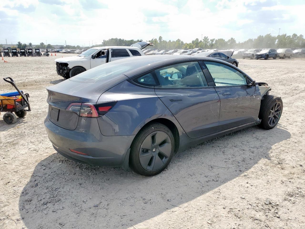 2023 Tesla Model 3 - Image 3