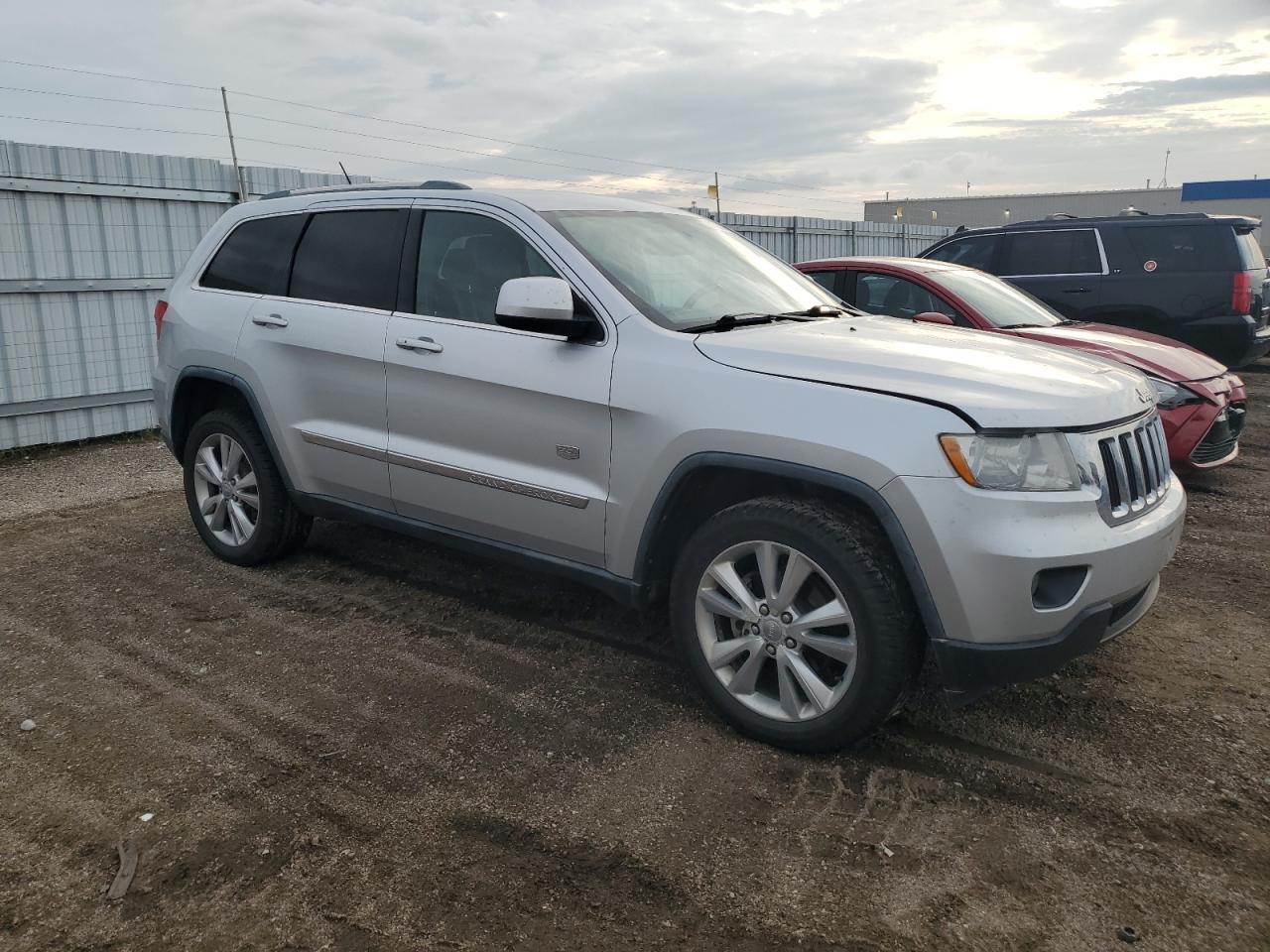 2011 Jeep Grand Cherokee Laredo - Фото 4