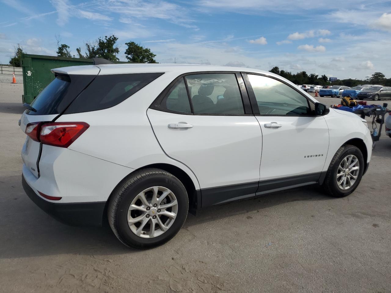 2019 Chevrolet Equinox Ls - Фото 3