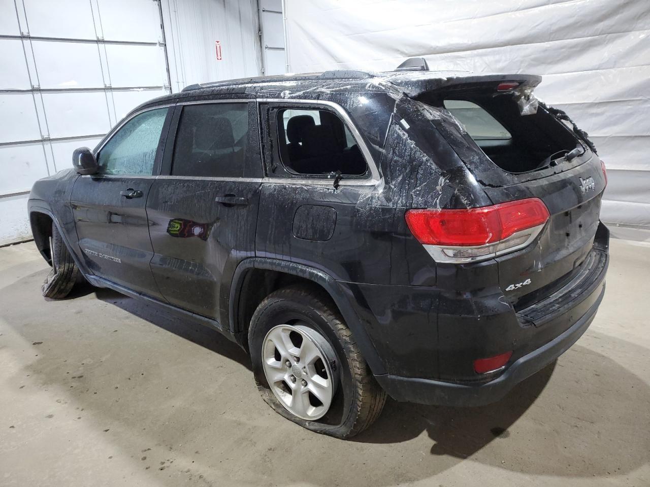 2017 Jeep Grand Cherokee Laredo - Image 2