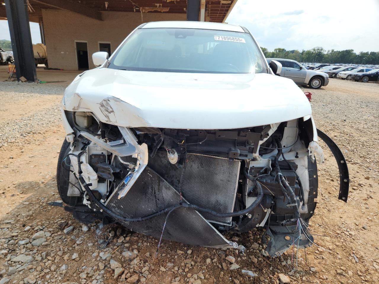 2019 Nissan Rogue S - Image 5