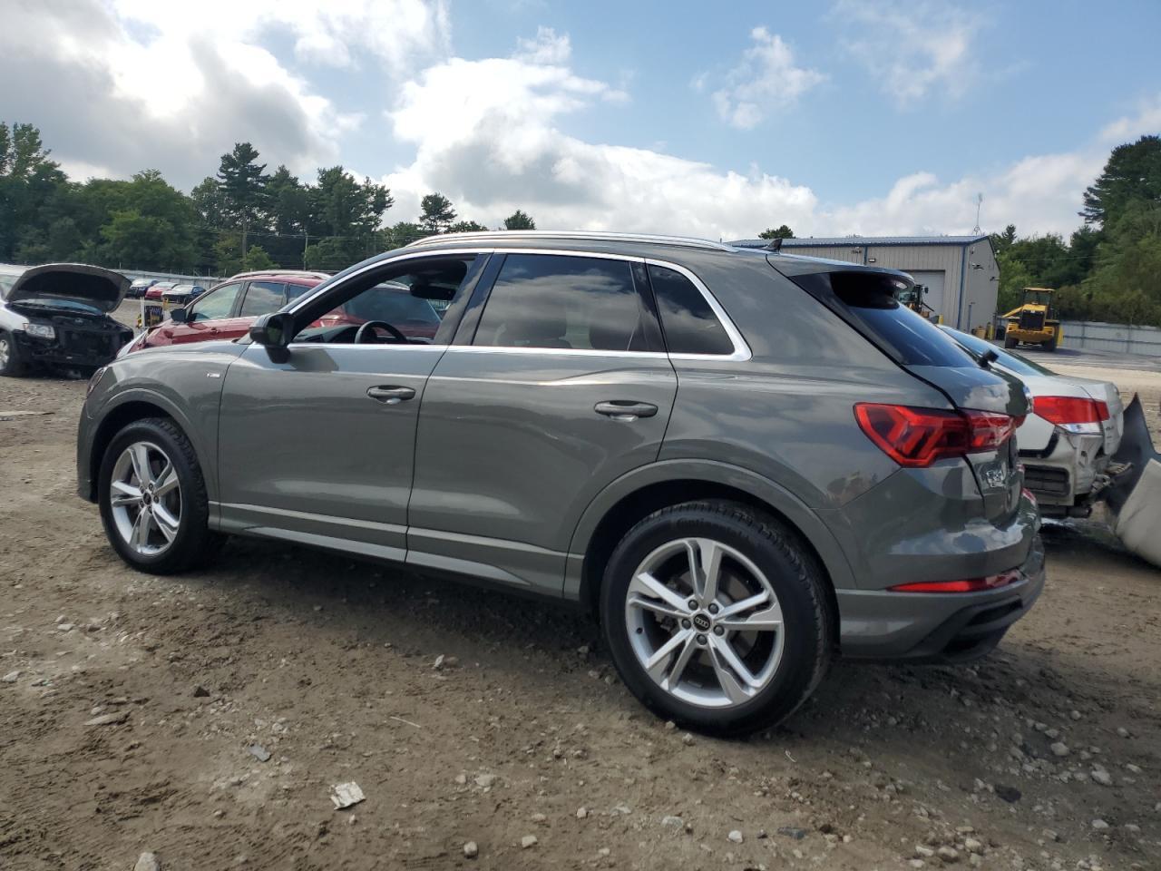 2024 Audi Q3 Premium S Line 45 - Фото 2