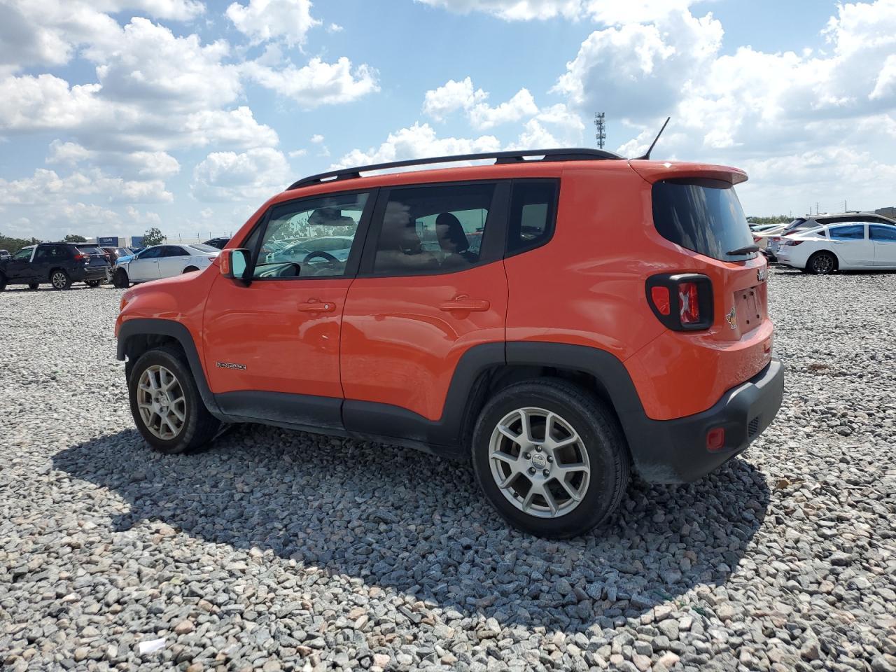 2019 Jeep Renegade Latitude - Фото 2