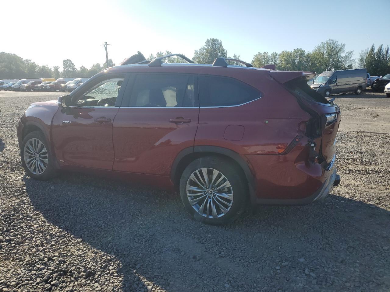 2021 Toyota Highlander Hybrid Platinum - Фото 2