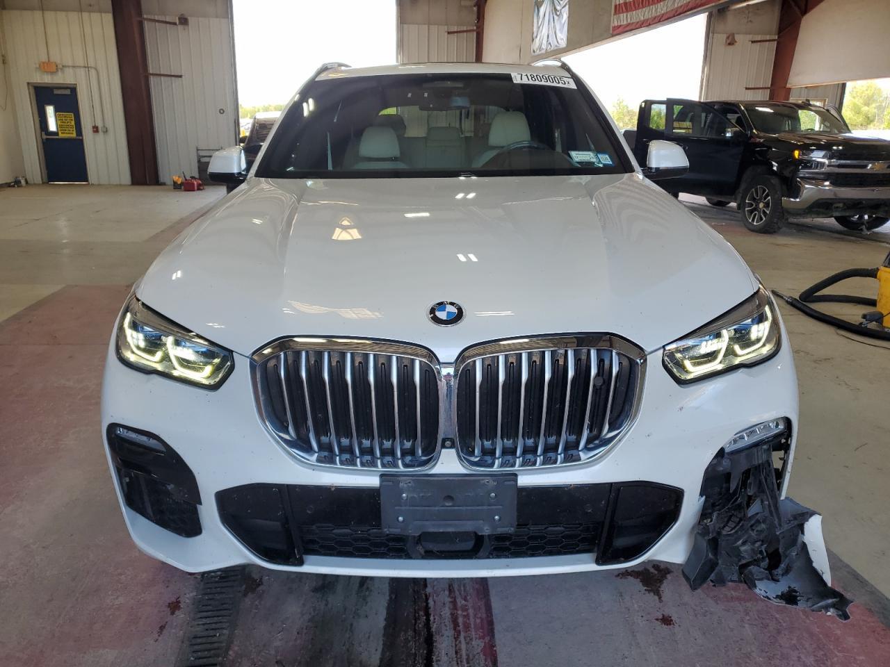 2019 BMW X5 xDrive50I - Image 5