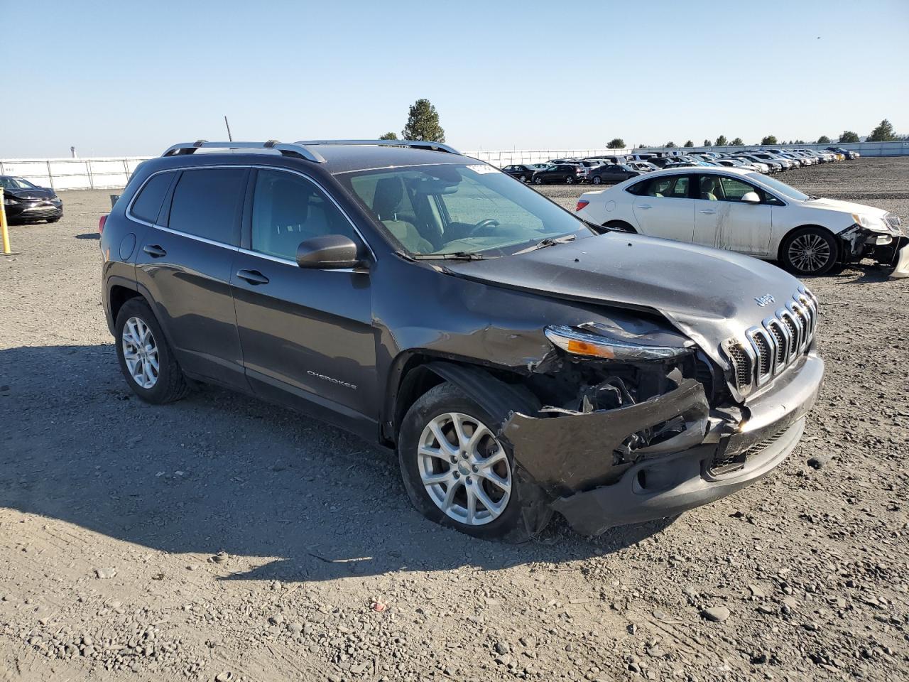 2016 Jeep Cherokee Latitude - Фото 4