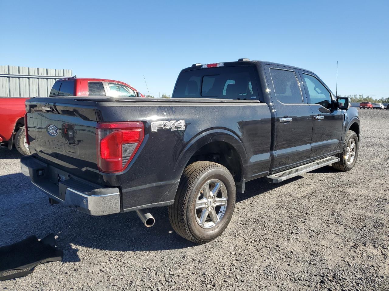 2024 Ford F150 Xlt - Фото 3