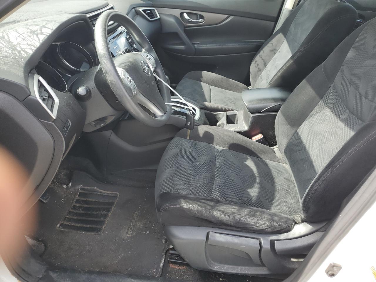 2015 Nissan Rogue S - Фото 7